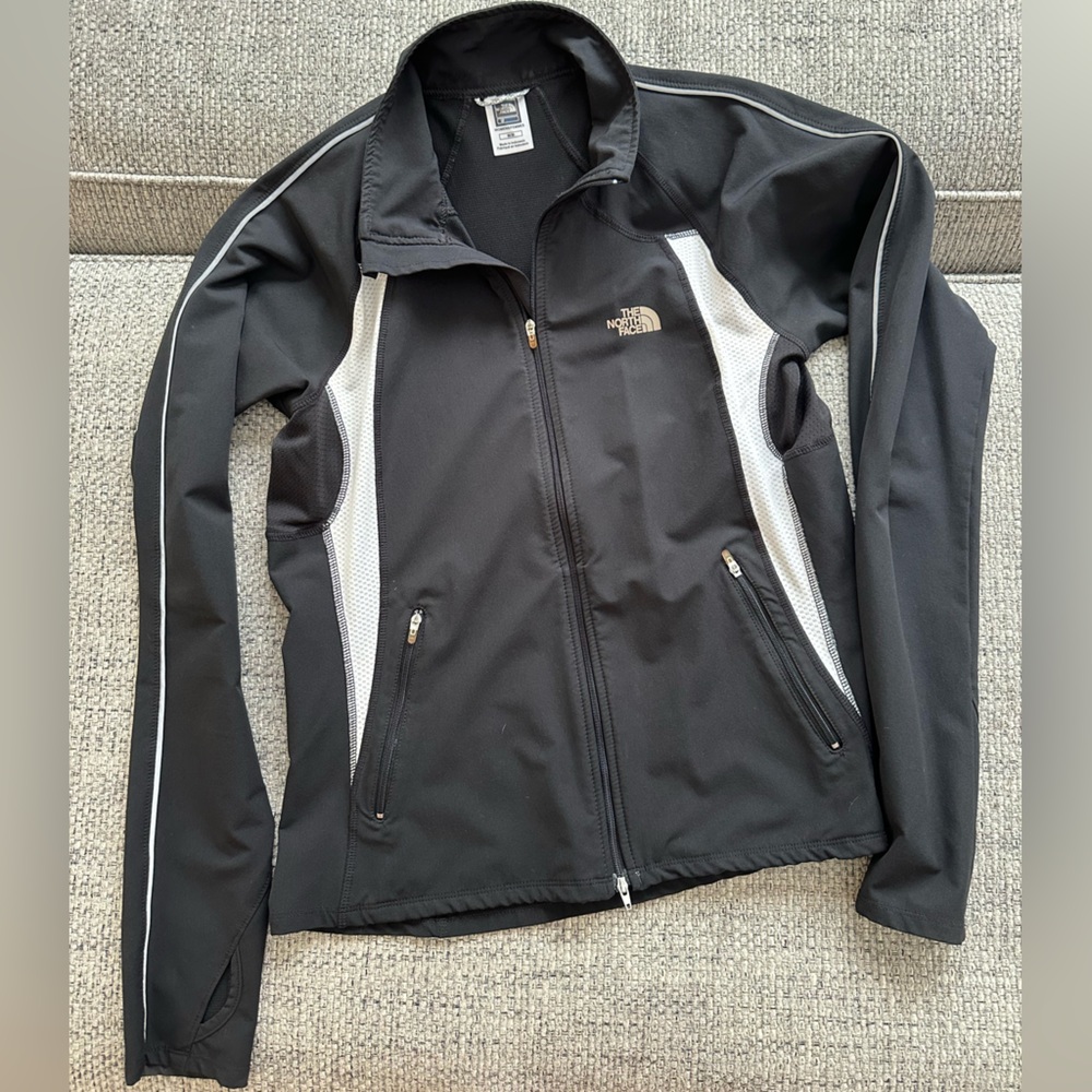The North Face Women’s Lightweight Jacket in Black/White - M